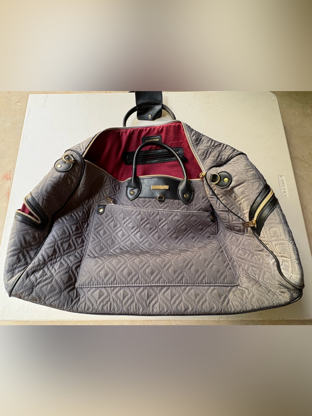 Adrienne Vittadini Women's Taupe Leather Tote with Gold Hardware like NEW! Tote
